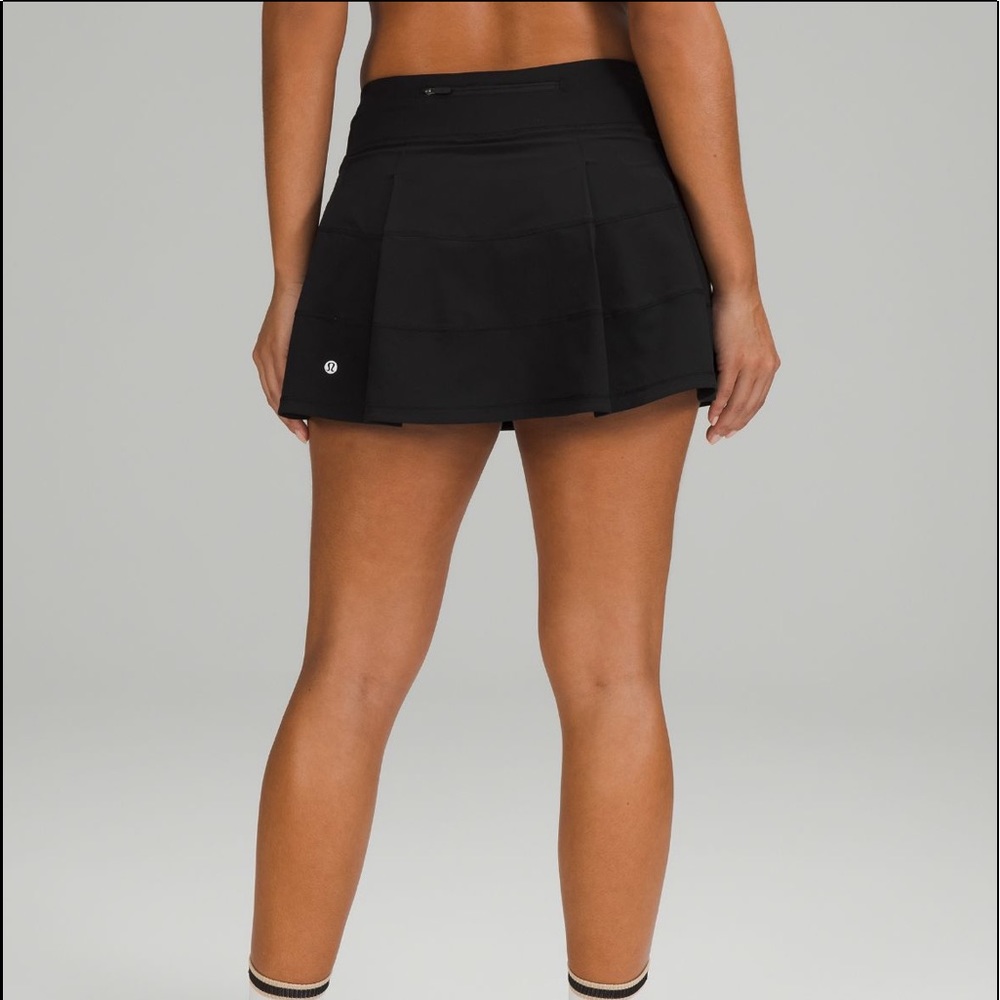 Pace Rival Mid Rise Skirt